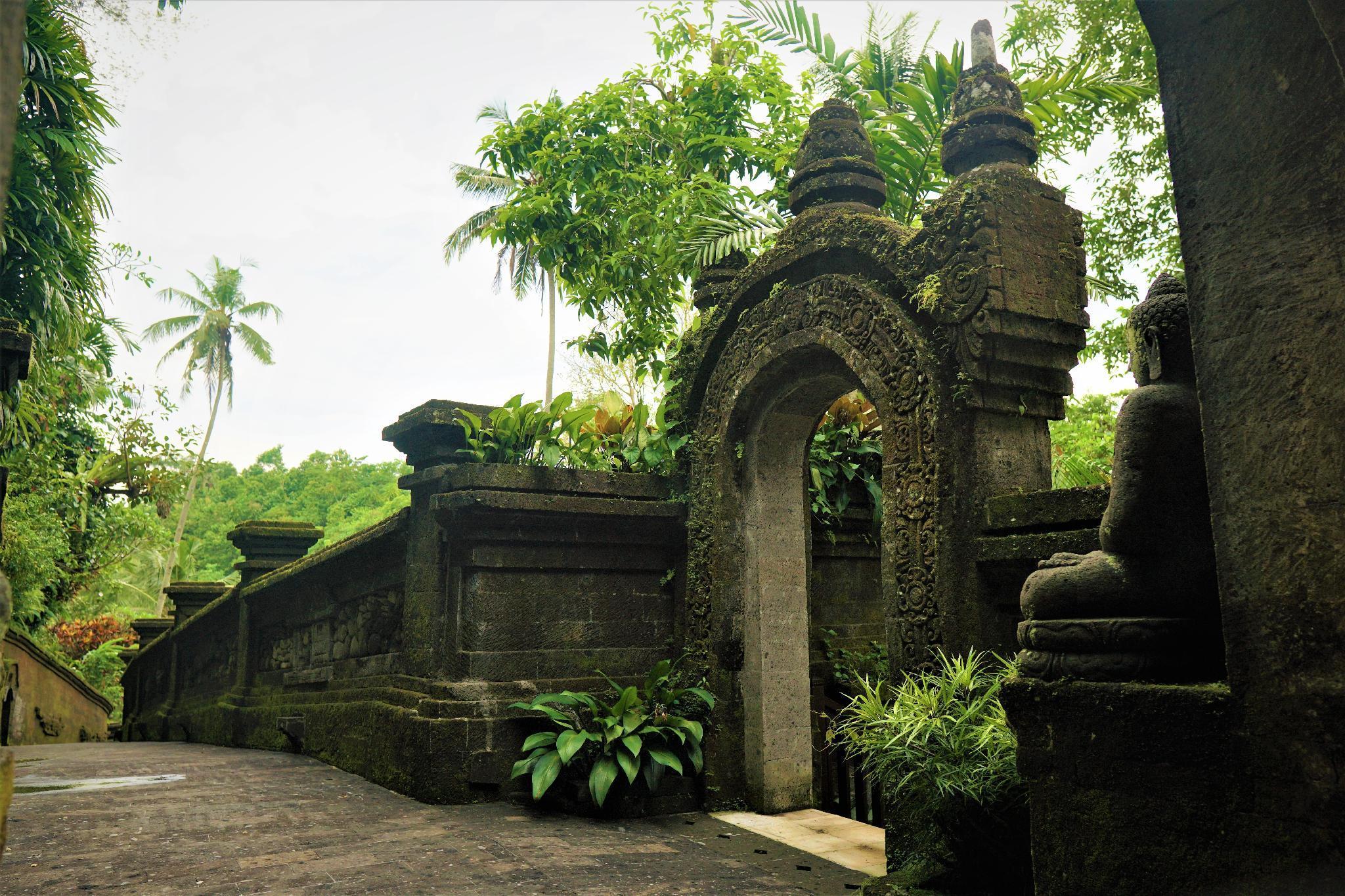 Ibah Hotel Ubud Exterior foto